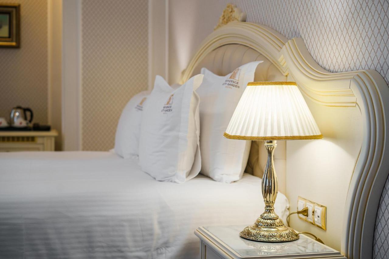 Hotel Garden: Excellence-awarded Five-star Urban Retreat 5*